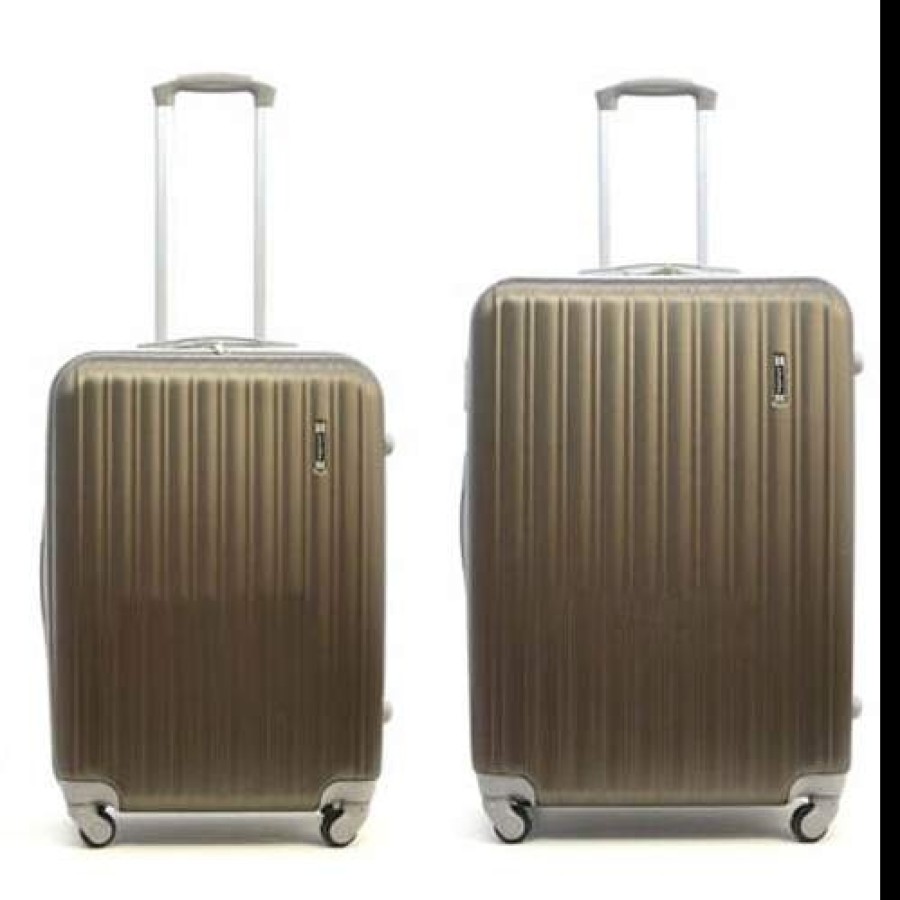 Чемодан или чемоданы 1- 2-3шт