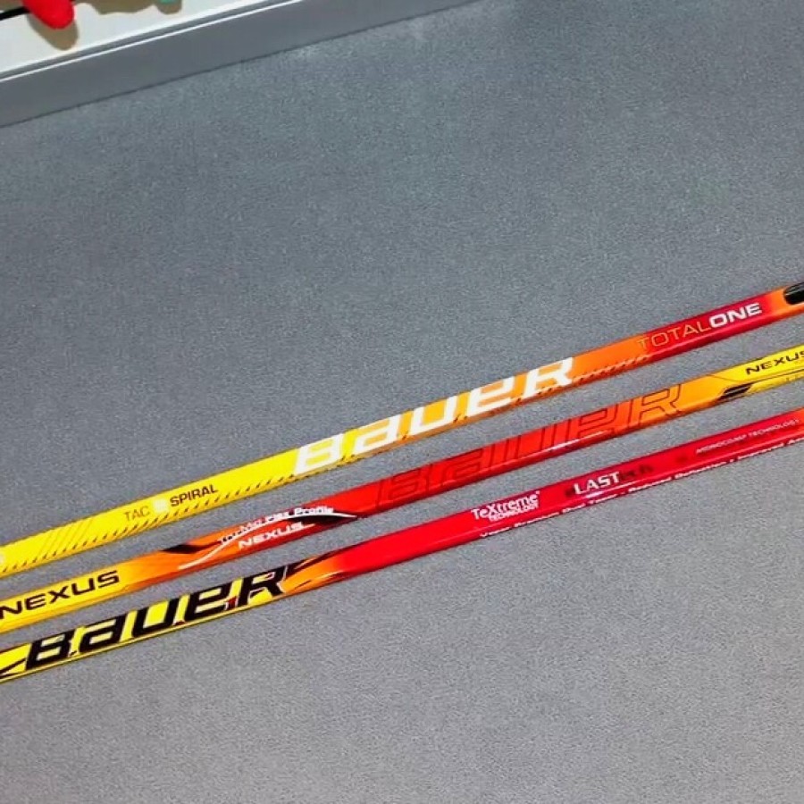 Клюшки хоккейные